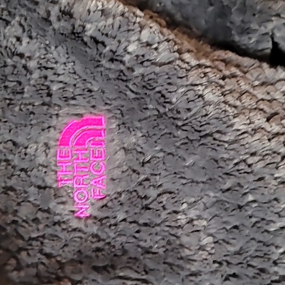 The North Face Fleece Jacket - Picture 3 of 8